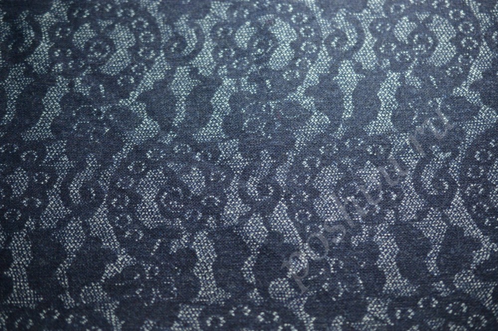 Костюмная ткань темно-синего оттенка с набивным абстрактным узором