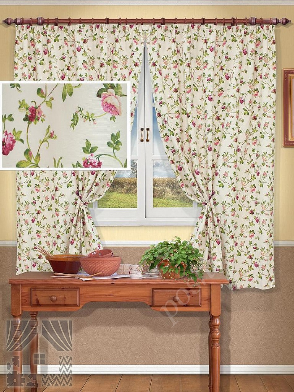 Комплект готовых штор для кухни с нежным цветочным принтом в стиле прованс