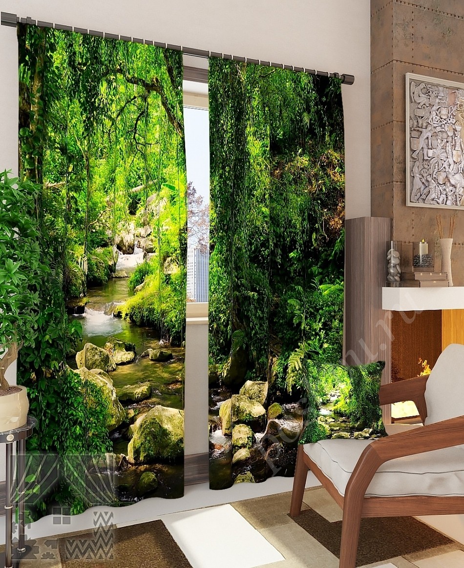Яркий комплект готовых фото штор с лесным пейзажем для гостиной или спальни