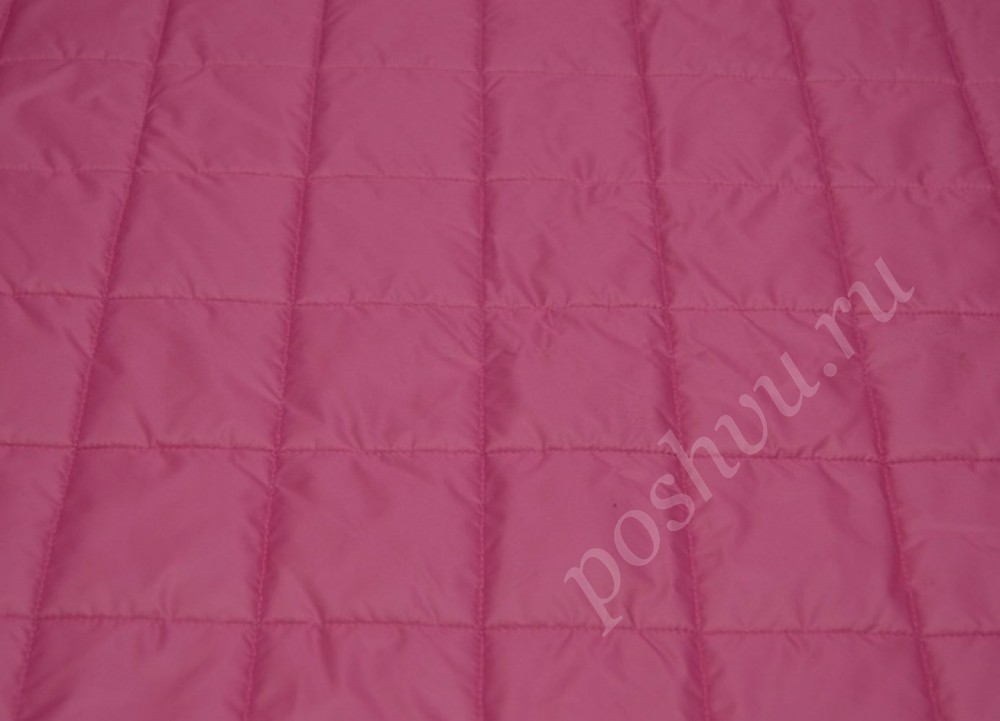 Стеганая курточная ткань ярко-розового цвета