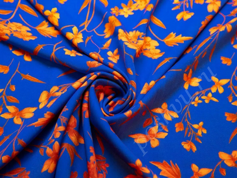 Штапельная ткань синего цвета с желтыми цветами (142г/м2)