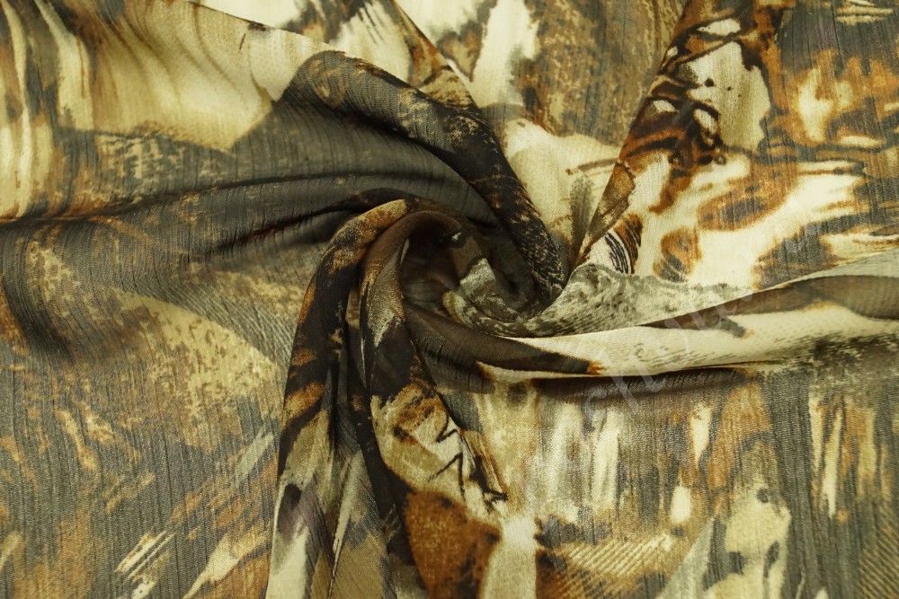 Шифоновая ткань в коричнево-бежевом цвете с узором