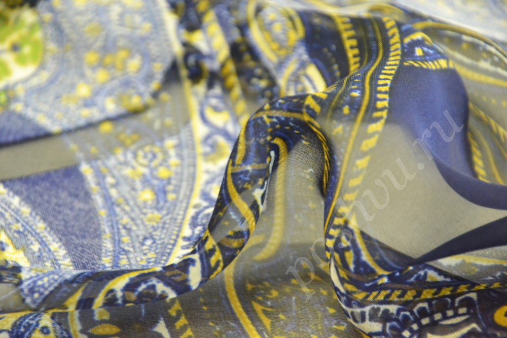 Ткань деворэ светло голубого оттенка в полосы и орнамент