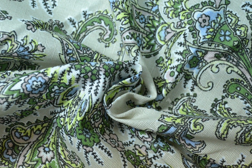 Ткань лен декоративная белого оттенка в зеленый узор