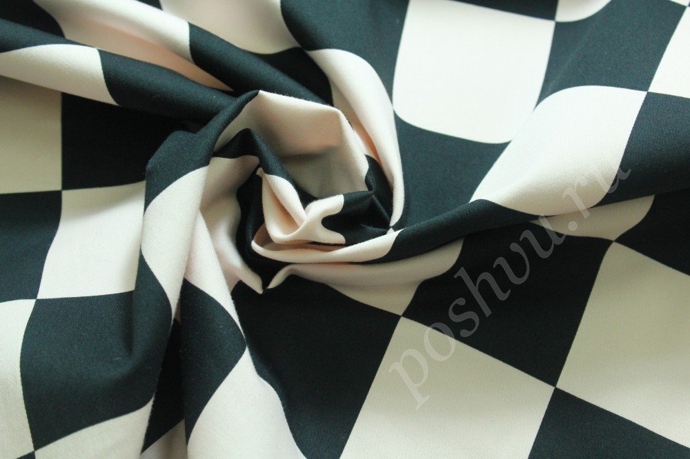 Плательно-костюмная ткань из хлопка в клетку черно-белого цвета