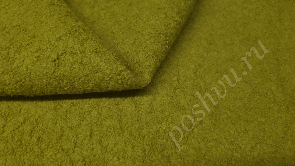 Пальтовая ткань букле желто-зеленого цвета