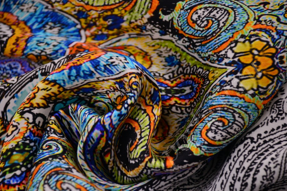 Стильная шёлковая ткань с оригинальным орнаментом от Etro (Этро)
