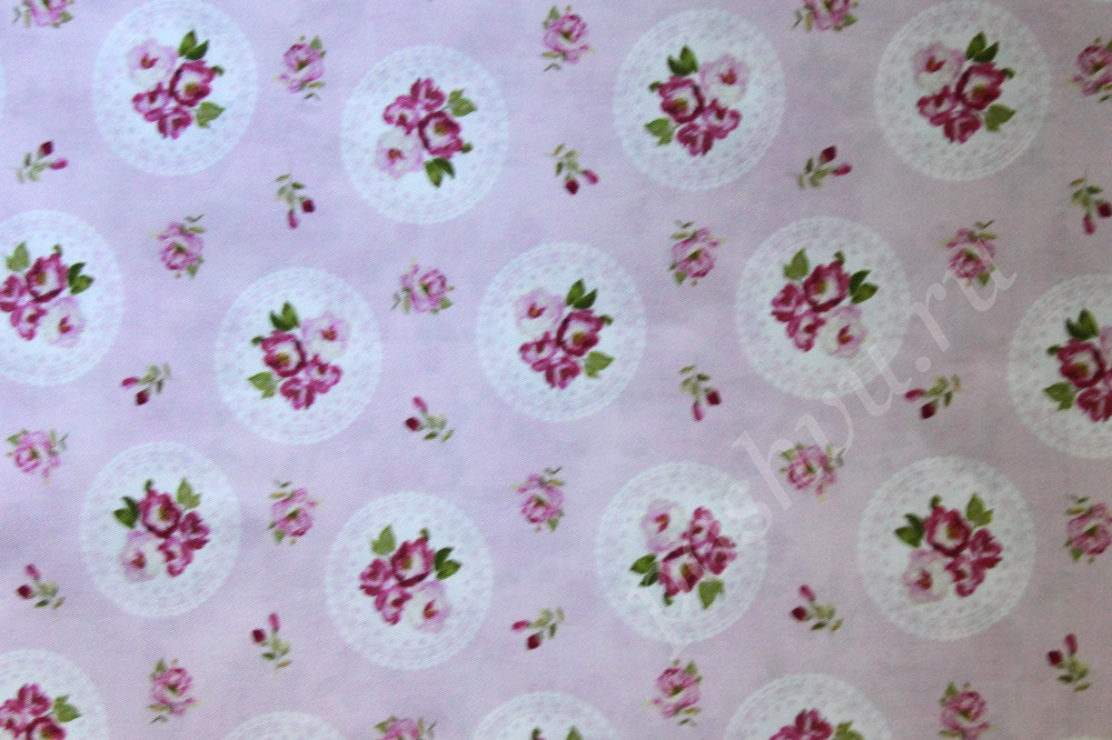 Ткань для штор саржа TWISTER CANTERBURY букеты темно-розовых цветов на лиловом фоне (раппорт 32х35см)