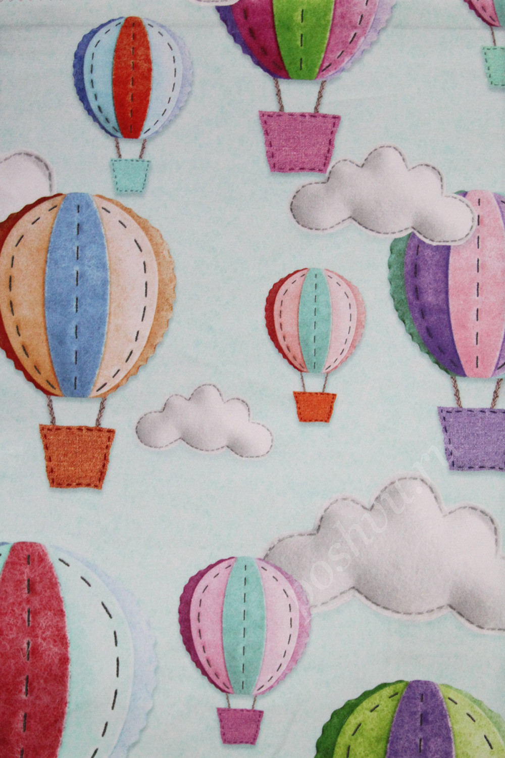 Ткань для штор саржа TWISTER IRIS воздушные шары на светло-голубом фоне (раппорт 68х69см)