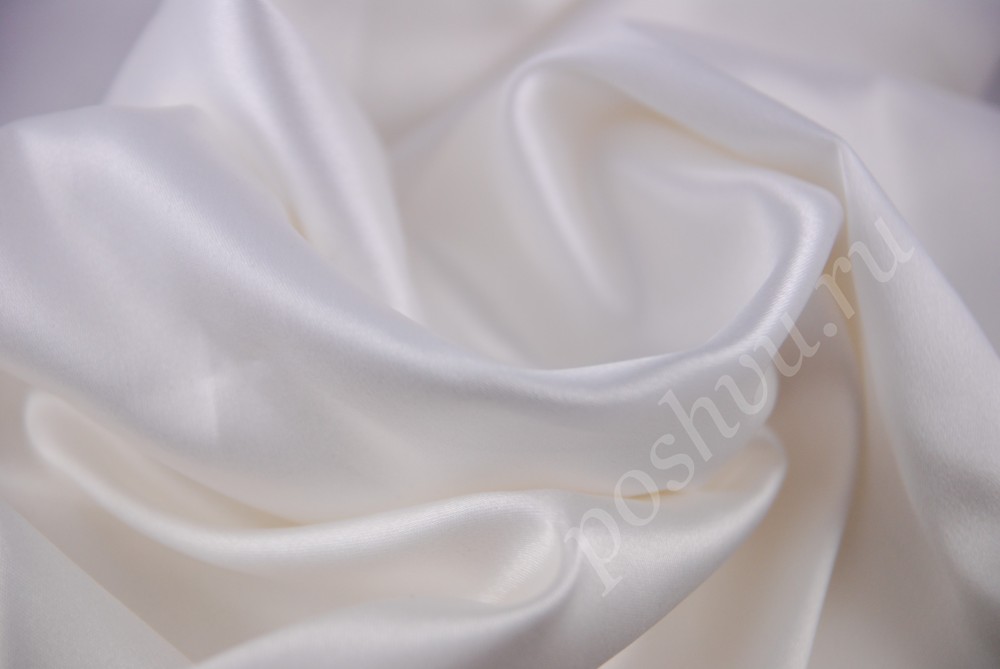 Ткань блестящий белоснежный атлас со скидкой