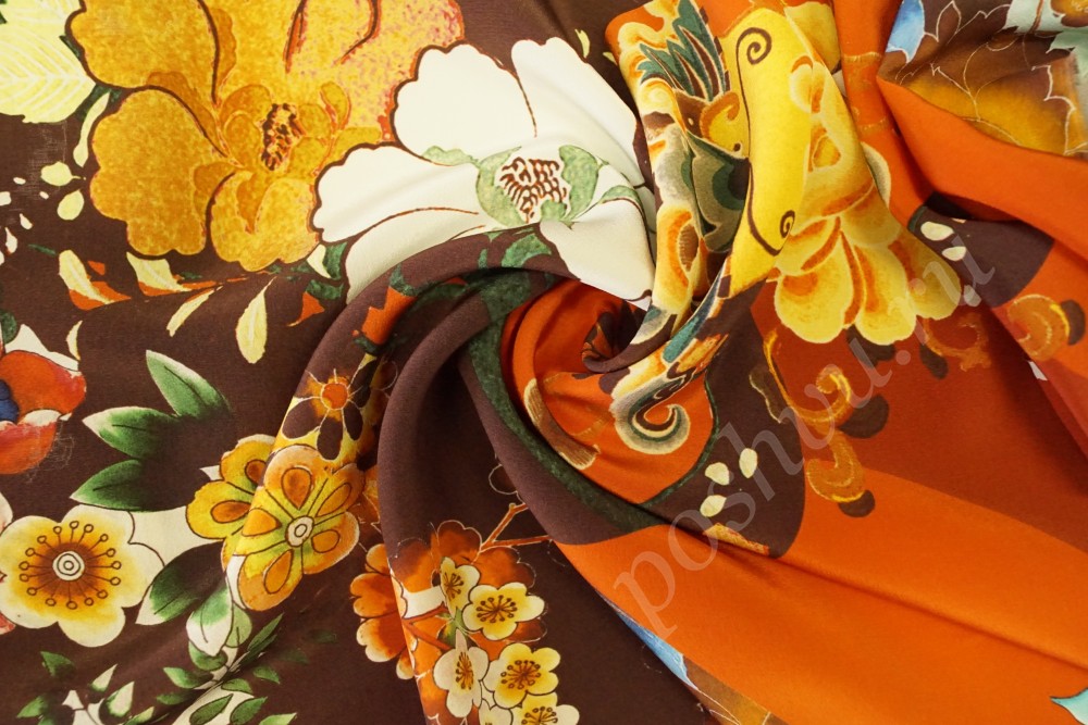 Ткань крепдешин в оранжево-коричневом оттенке с цветочным рисунком