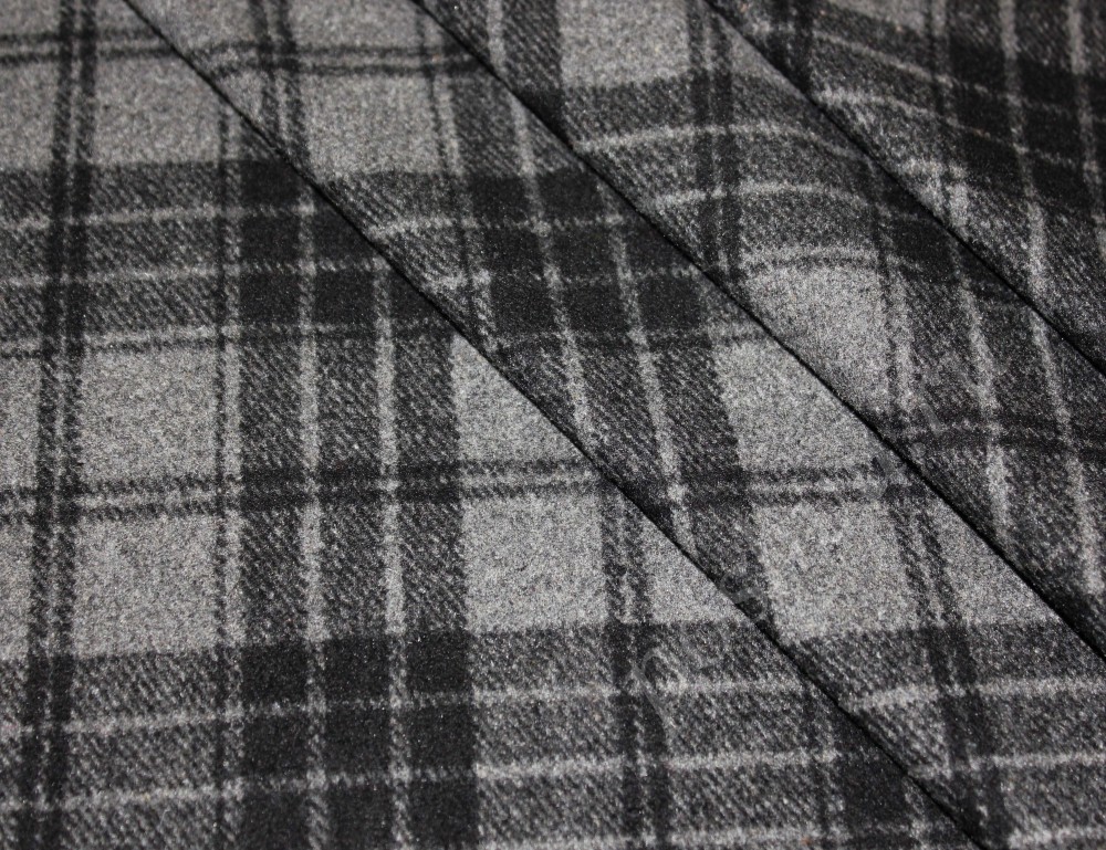 Практичная пальтовая ткань из натуральной шерсти