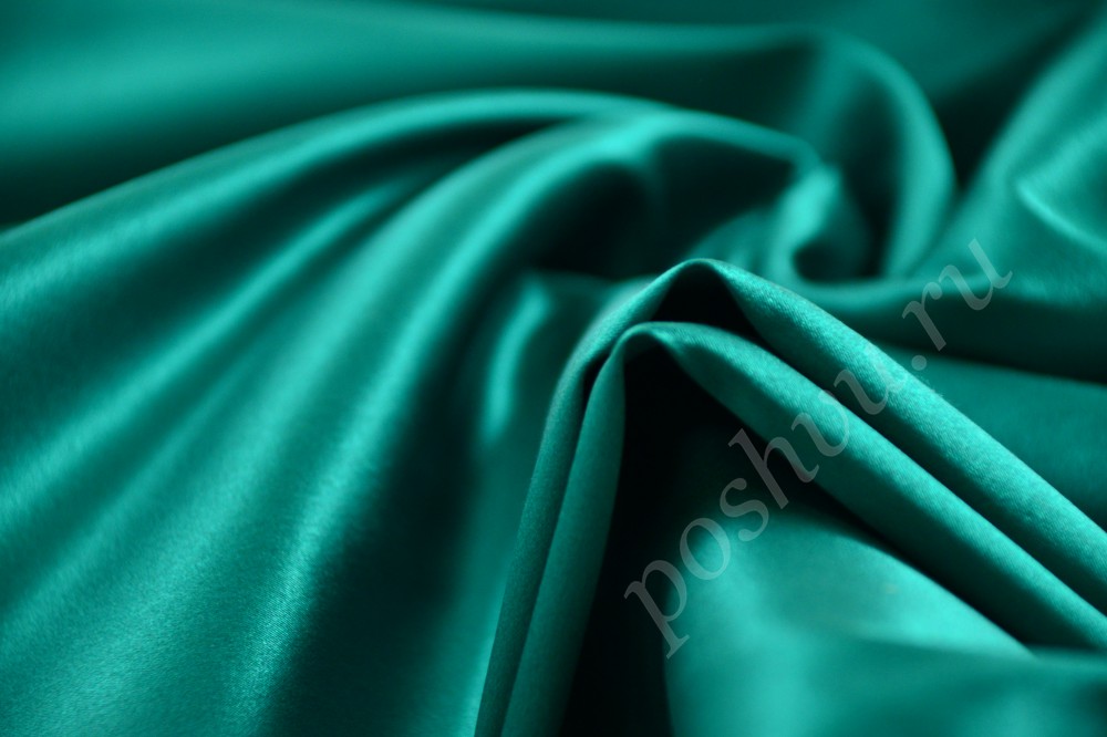Эффектная шёлковая ткань из Италии в зелёных тонах