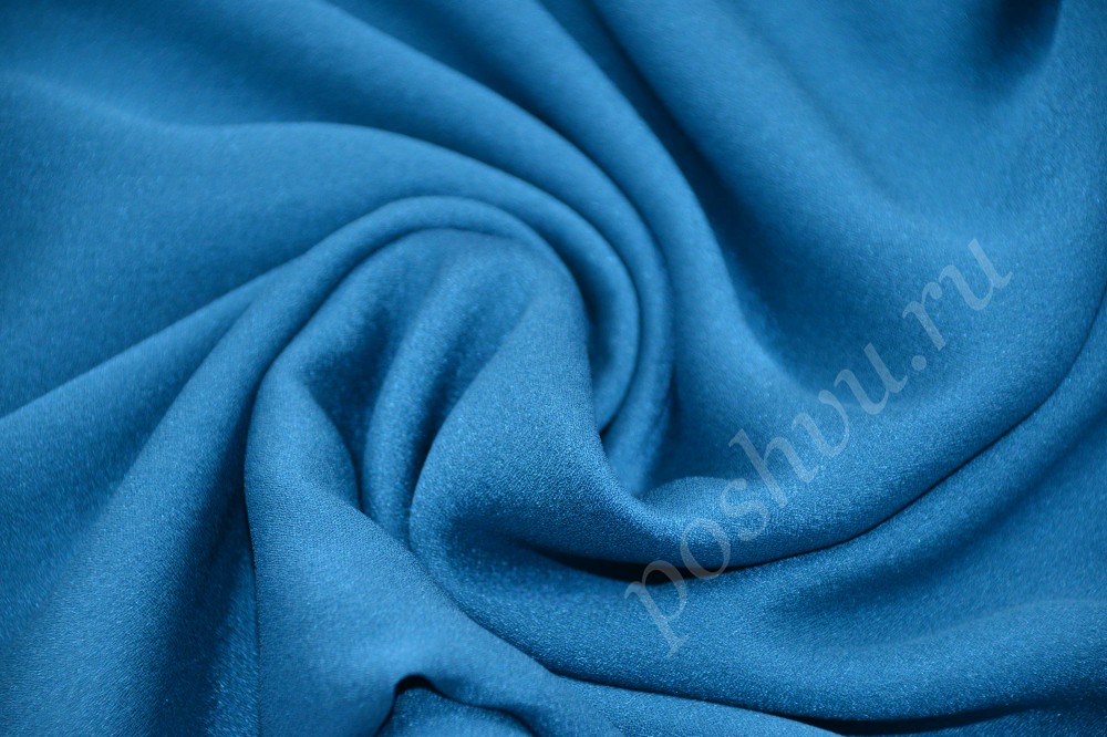 Эффектная шёлковая ткань красивого синего цвета