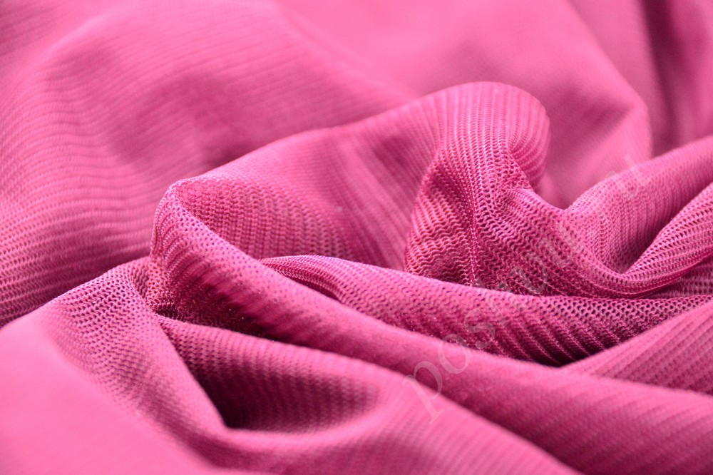 Ткань тёмно-розовая сетка средней жёсткости