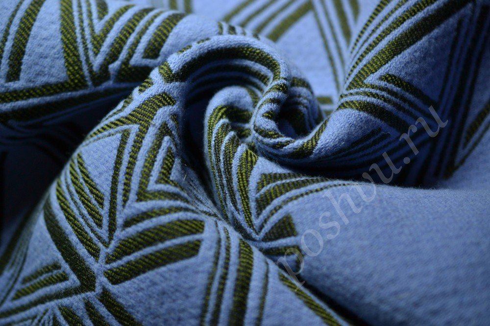 Пальтовая ткань синего цвета в геометрический узор черного оттенка