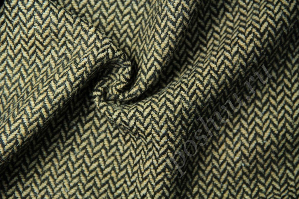 Пальтовая ткань в узор бежево-черного цвета в виде косички