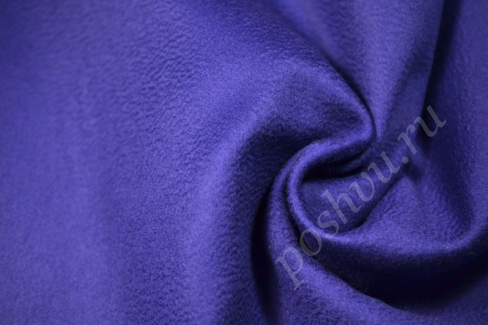 Ткань пальтовая Max Mara яркоо-голубого оттенка