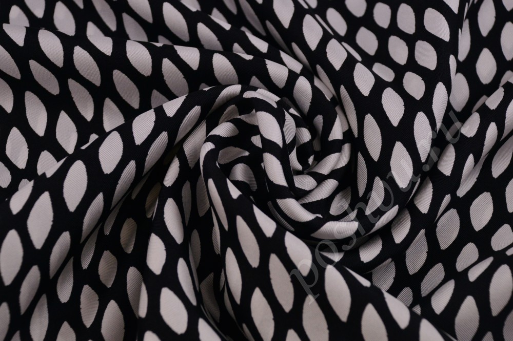 Ткань элегантный шелк MAX MARA черно-белого цвета