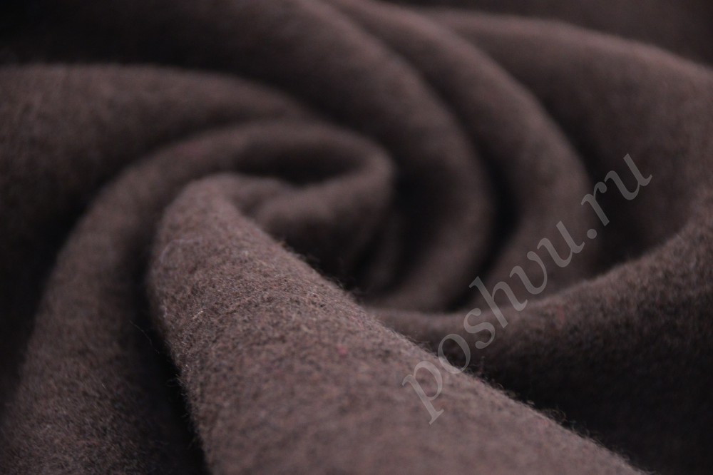 Интересная пальтовая ткань древесного коричневого цвета