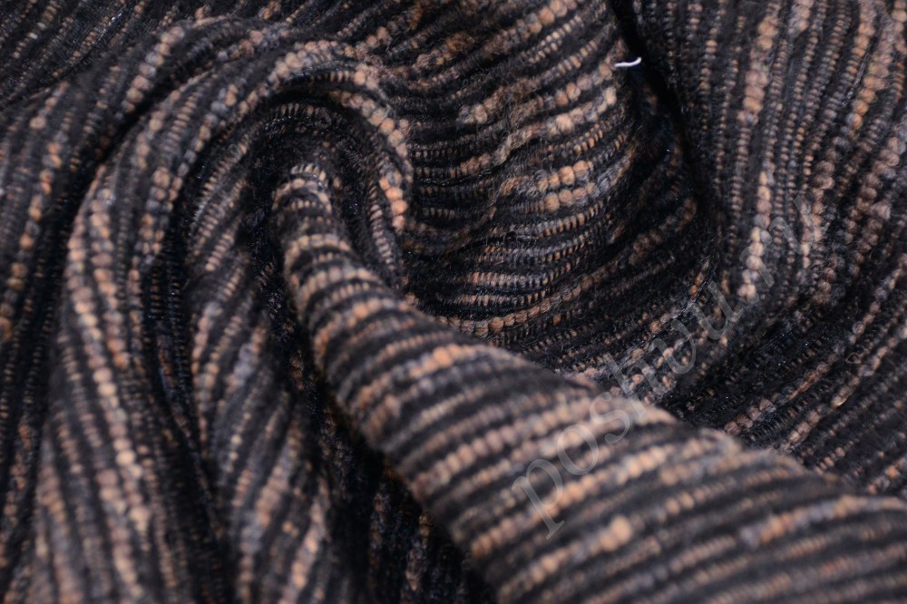 Классическая костюмная ткань в черном и коричневых тонах