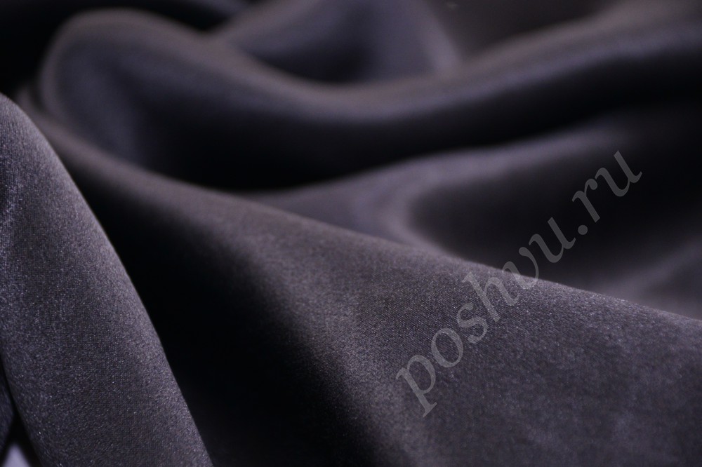 Классическая шелковая ткань угольно-черного цвета