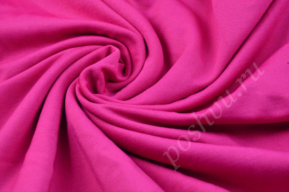 Мягкая трикотажная ткань яркого розового цвета
