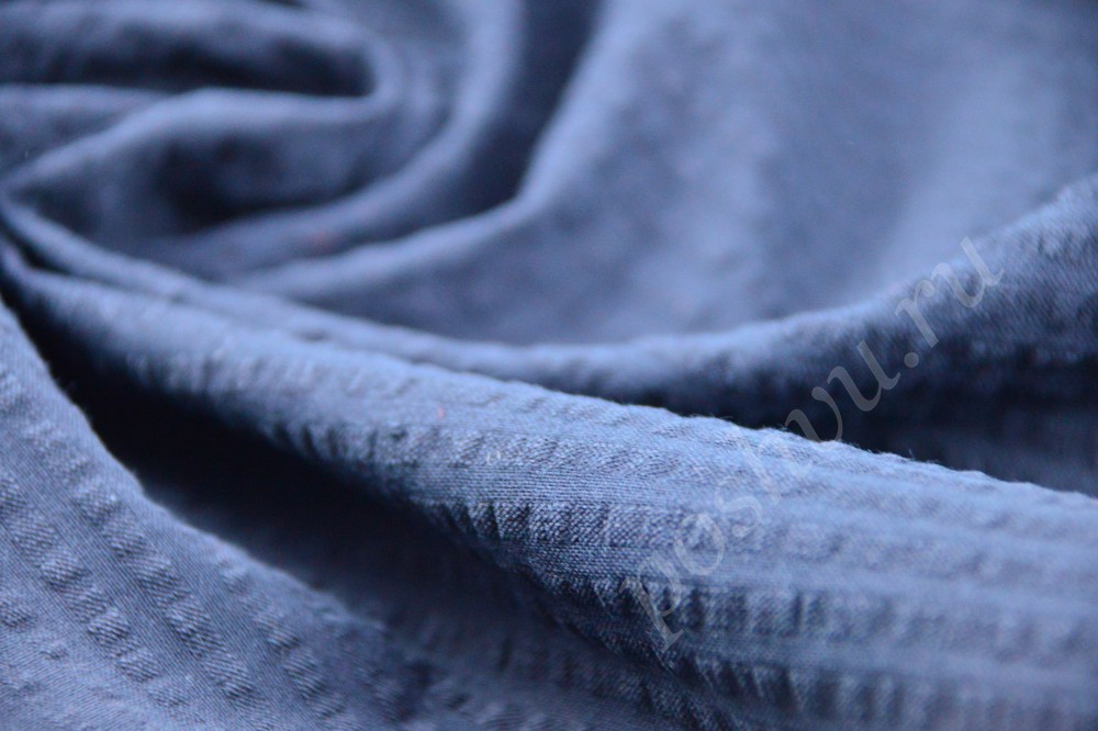 Необычная плательная ткань серебристо-голубого цвета