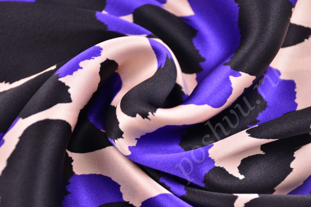 Ткань невероятно красивый синий шелк с черными и бежевыми пятнами