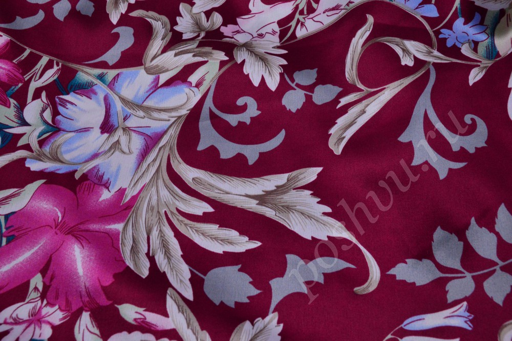 Ткань потрясающий набивной атлас оттенка марсала с флористическим принтом