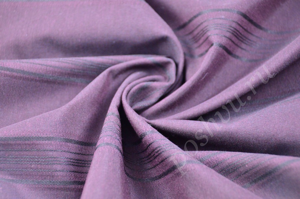 Роскошная плательная ткань фиолетового цвета в черную полоску