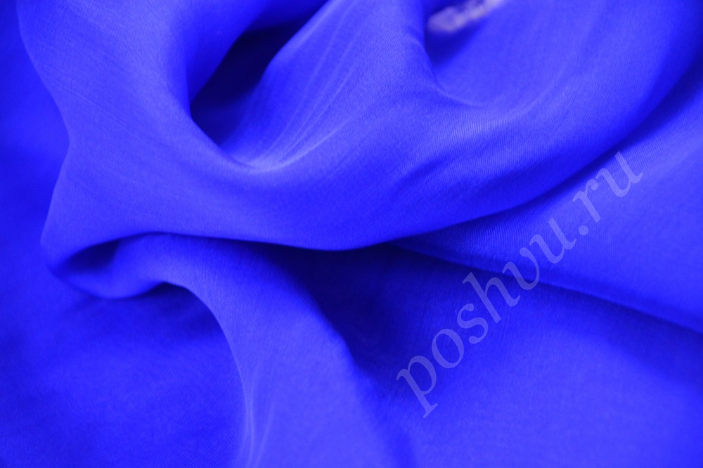 Ткань яркий шифон насыщенного синего цвета