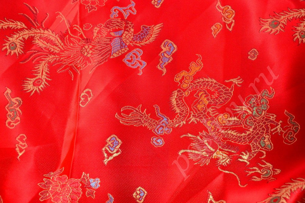 Ткань красный китайский шёлк с золотистым узором