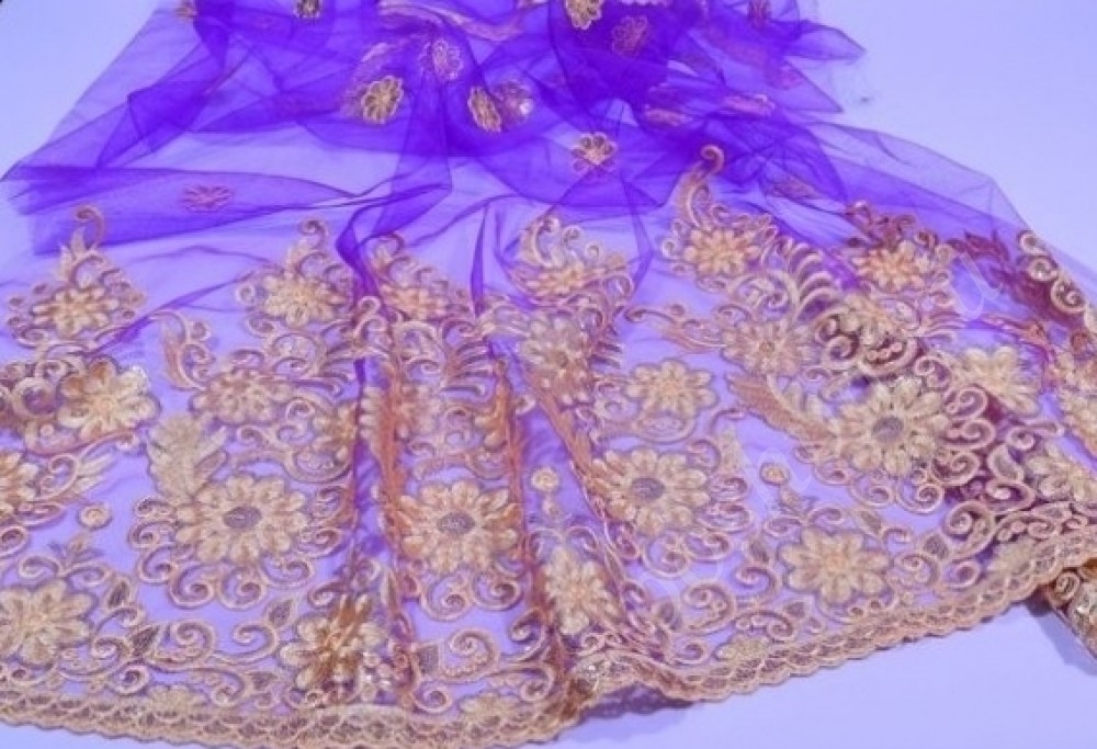 Сетка с вышивкой фиолетовая с цветами и орнаментом
