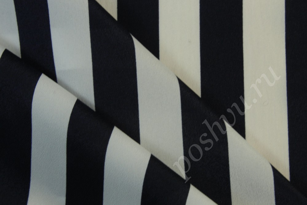 Ткань блузочная Max Mara белого оттенка в черные широкие полосы
