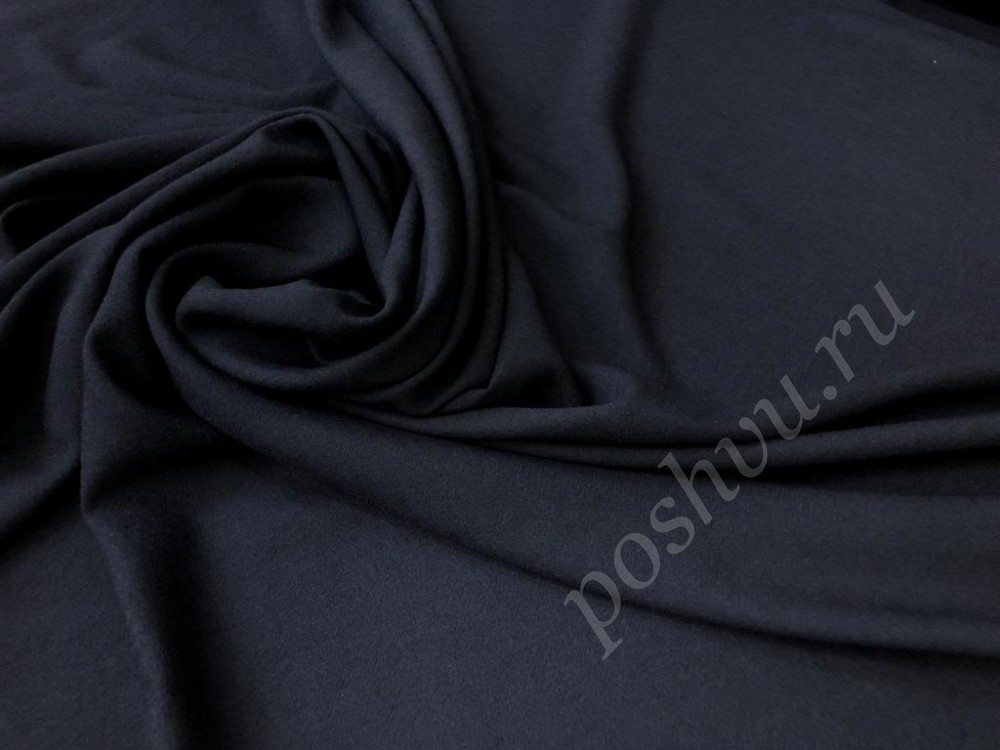 Креповая костюмная ткань темно-синего цвета