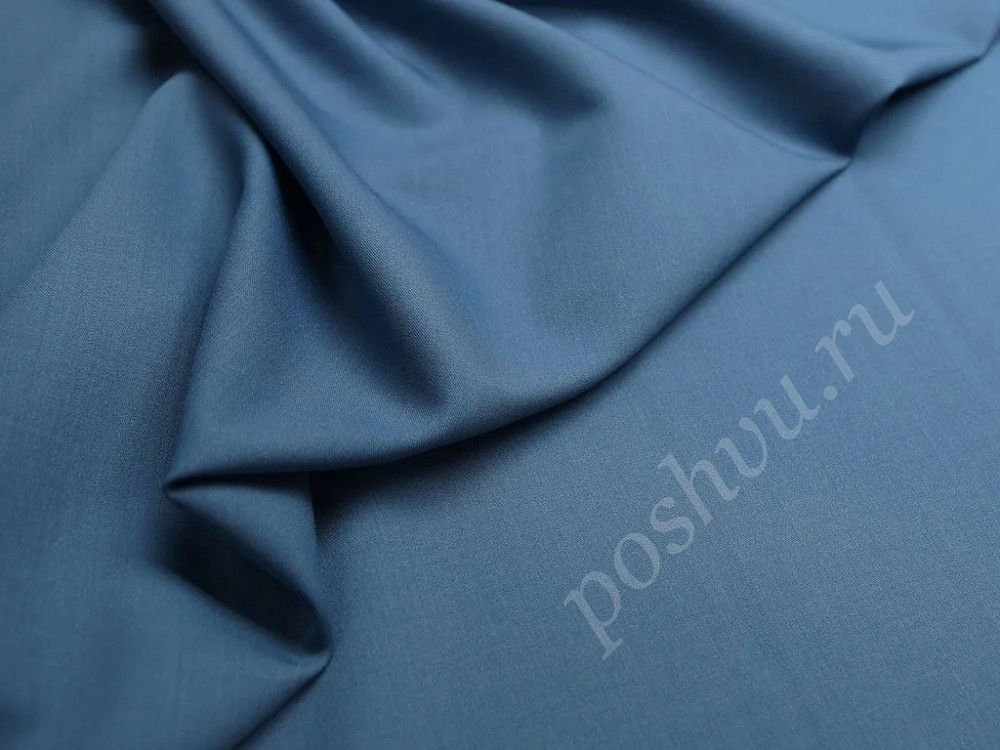 Костюмная двухсторонняя ткань серо-голубого цвета