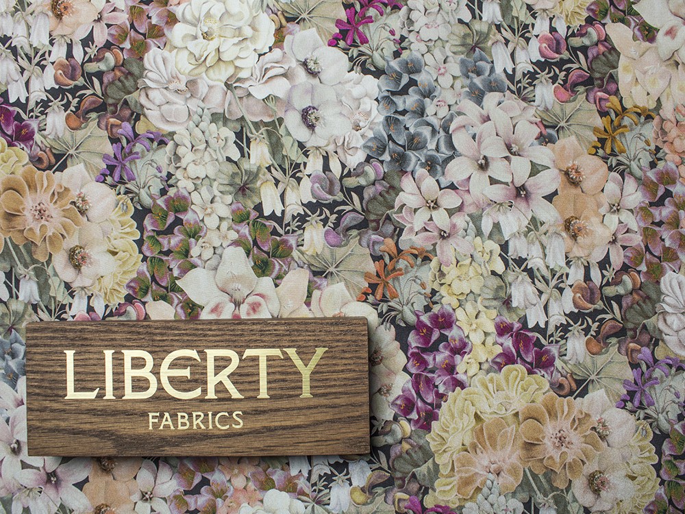 Натуральный шелк Liberty с рисунком, цвет - бежевый, серый, крем-брюле, персиковый, лиловый