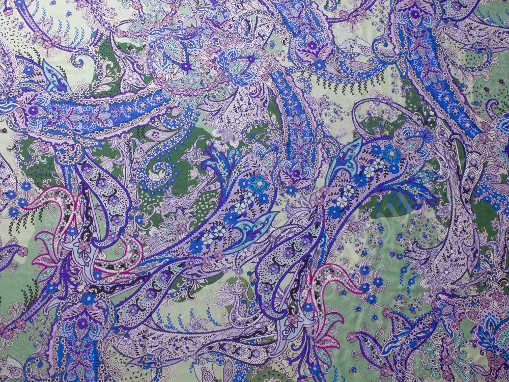 Натуральный шелк с рисунком, цвет - фиолетовый и сиреневый