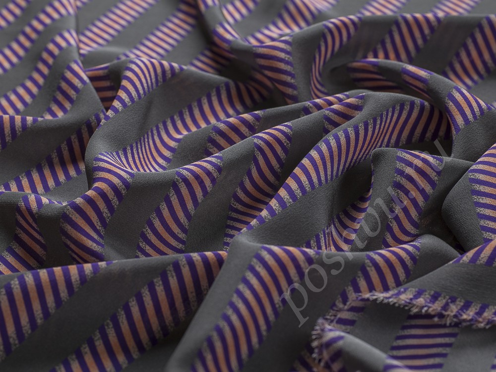 Натуральный шелк с рисунком, цвет - фиолетовый и серый