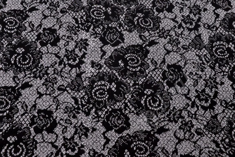 Трикотаж жаккардовый черно-белые винтажные цветы