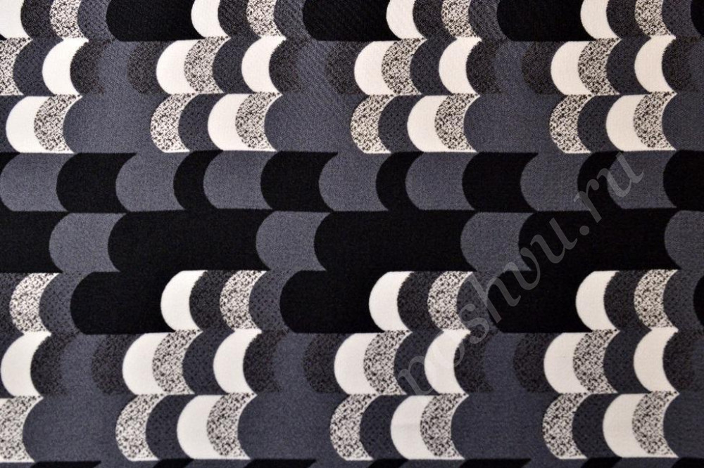 Вискозная плотная ткань чешуя черно-бело-серого цвета