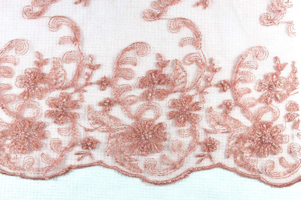 Сетка со стеклярусом с вышивкой цветочного дизайна розового цвета