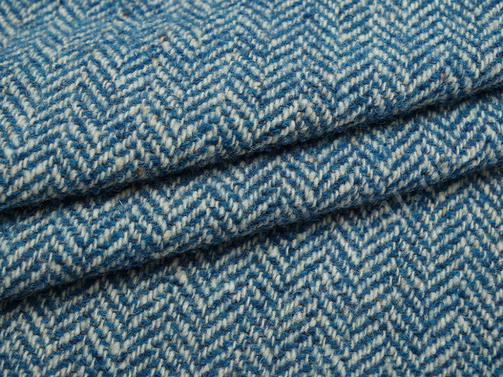 Пальтовая ткань цвета кипрского бриза в елочку