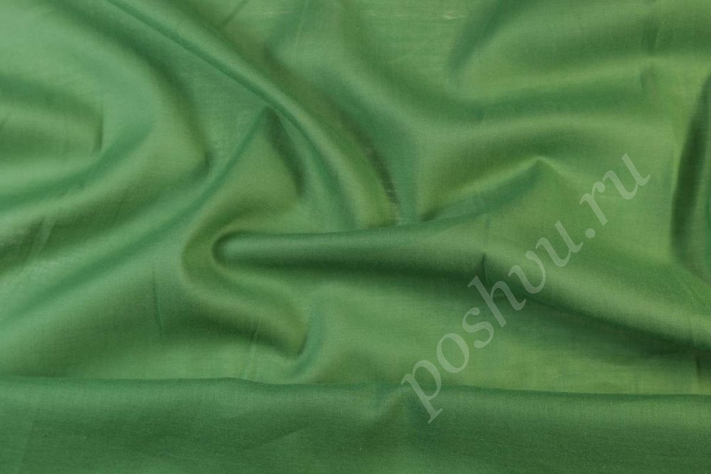 Хлопковая ткань зеленого цвета