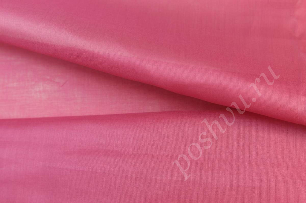 Хлопковая ткань розового цвета