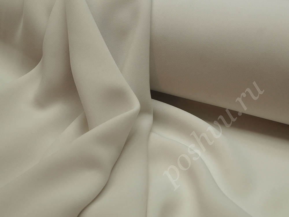 Плательная однотонная ткань Кади серо-белого цвета