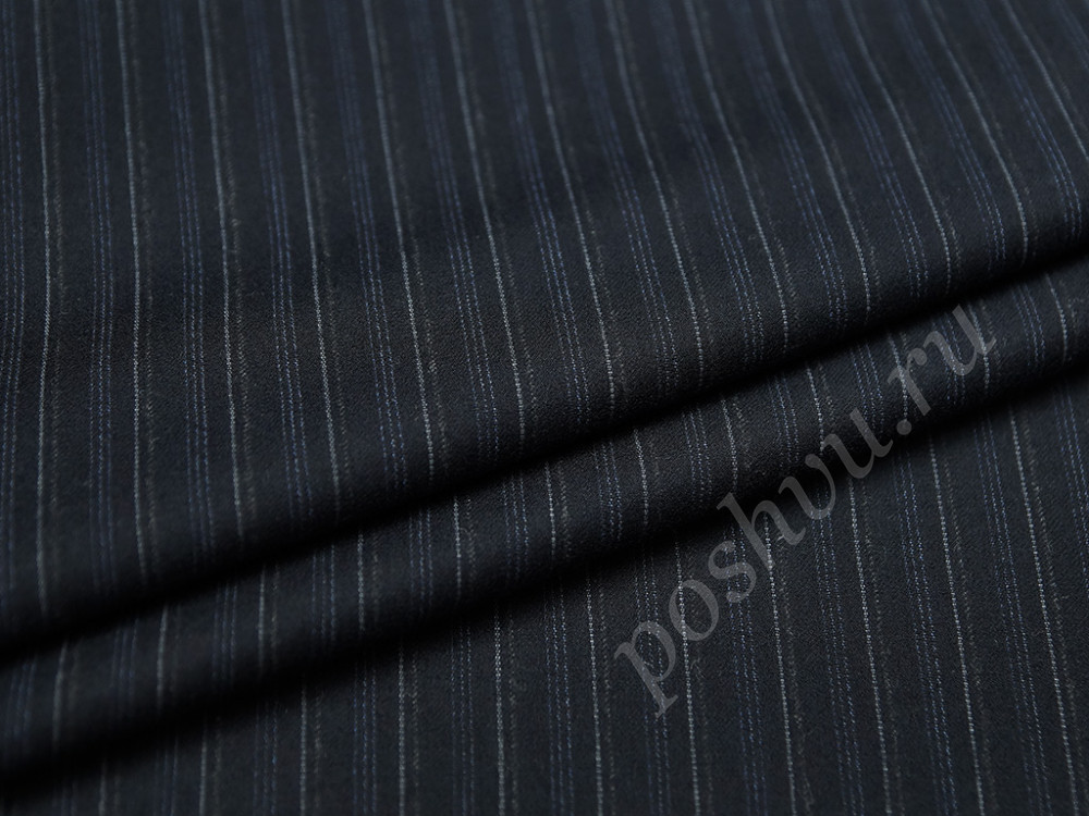 Костюмная шерстяная ткань темно-синего цвета в серые полоски