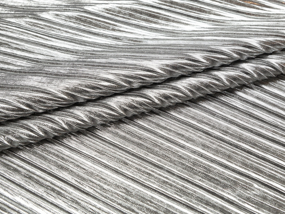 2х сторонняя плиссе серебристого цвета  (132 гр/м2)