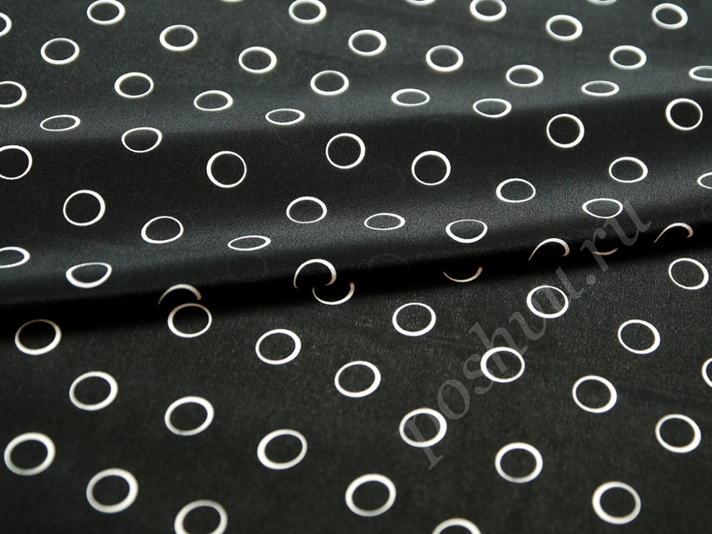 Шелк блузочный с принтом белые круги на черном фоне